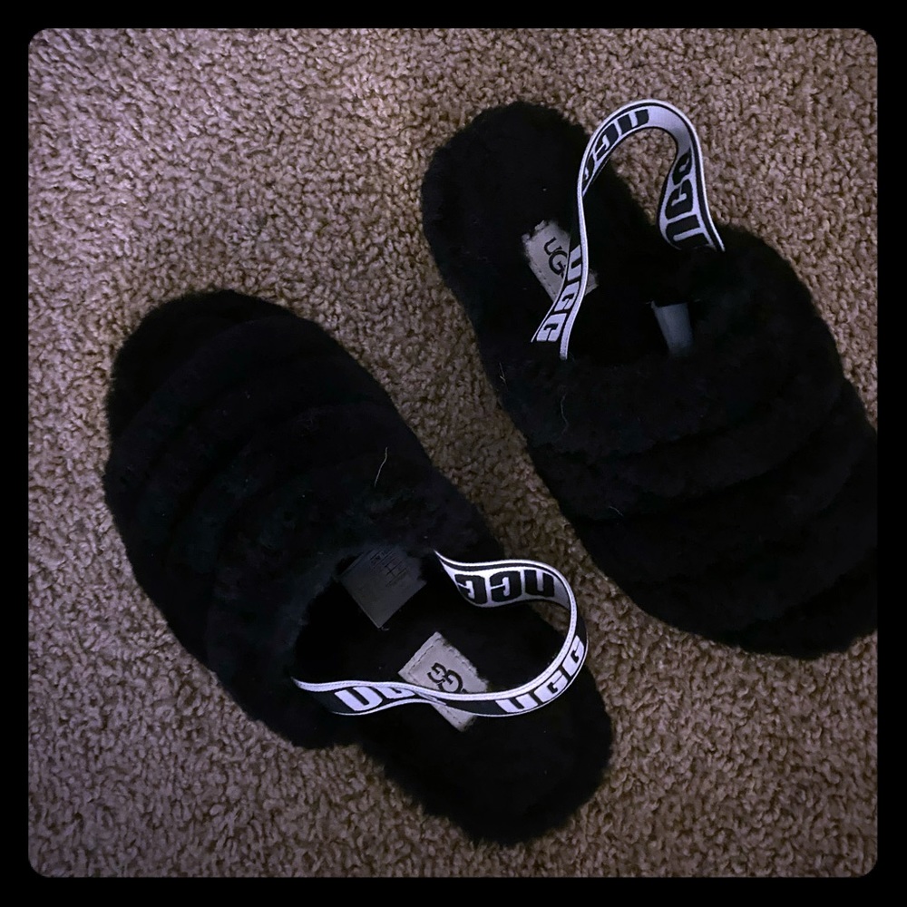 Ugg Fluff slippers